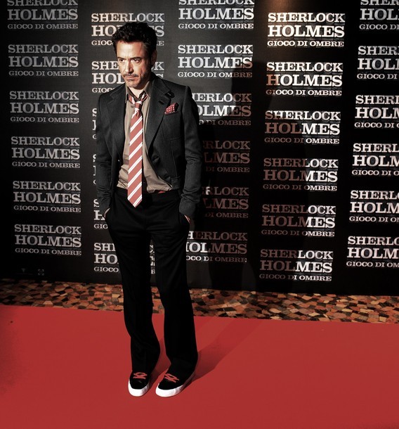 Gambar Foto Robert Downey Jr. di Premiere 'Sherlock Holmes: A Game of Shadows'