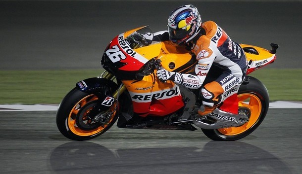 Gambar Foto Dani Pedrosa Berjuang di MotoGP Qatar
