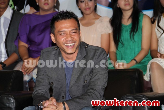 Gambar Foto Anang Hermansyah di Konferensi Pers 'Indonesian Idol'