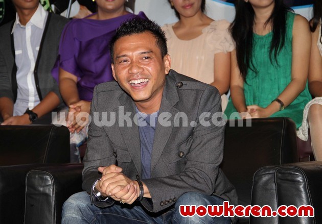 Gambar Foto Anang Hermansyah di Konferensi Pers 'Indonesian Idol'