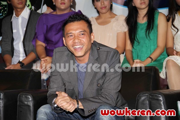 Gambar Foto Anang Hermansyah di Konferensi Pers 'Indonesian Idol'