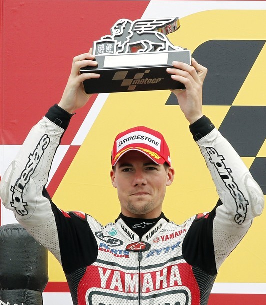 Gambar Foto Ben Spies Meraih Posis Pertama di Valencia MotoGP