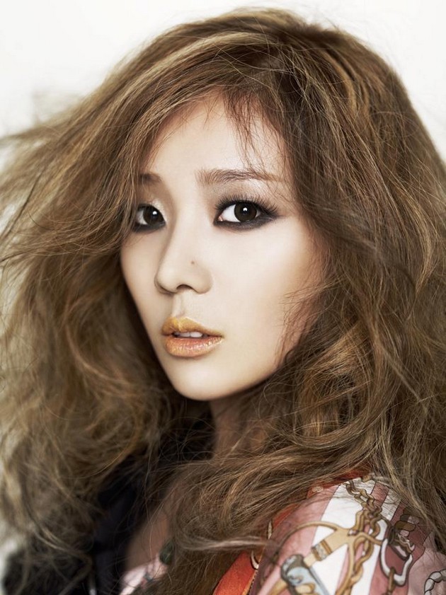 Gambar Foto JuBi 'Sunny Hill' di Promo Album 'The Grasshoppers'