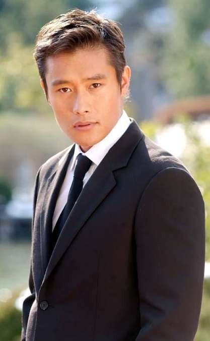 Gambar Foto Lee Byung Hun di Cannes Film Festival - Foto 2 dari 105