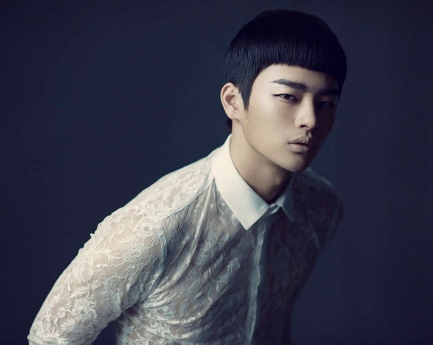 Gambar Foto Seo In Guk di Promo Album 'Broken'