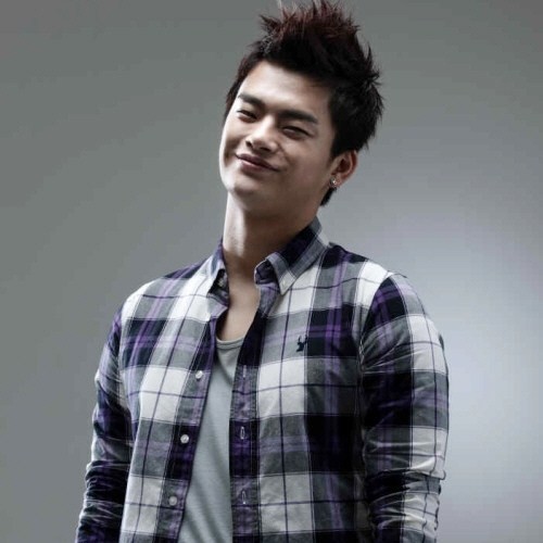 Gambar Foto Seo In Guk Memulai Debut di Tahun 2009