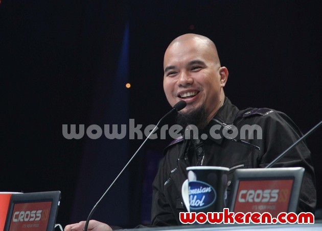 Gambar Foto Ahmad Dhani Sebagai Juri Indonesian Idol 2012