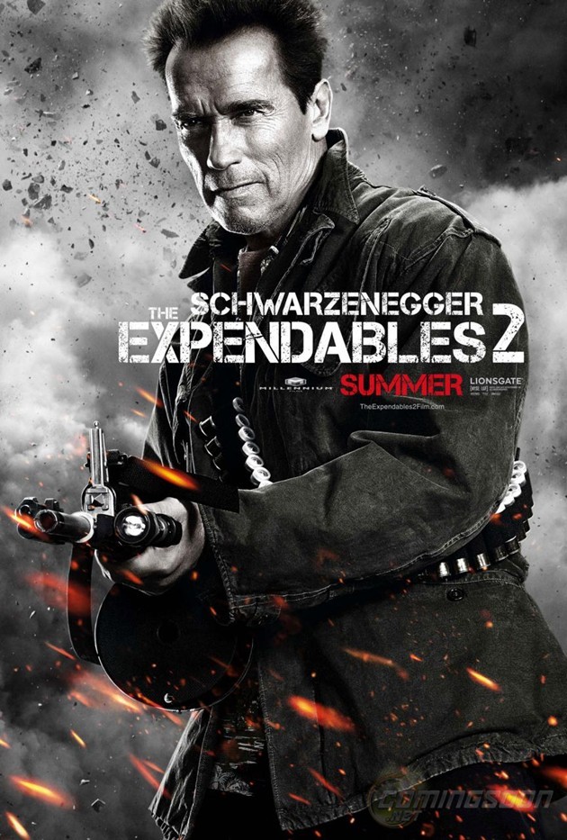 Gambar Foto Arnold Schwarzenegger Berperan sebagai Trench di The Expendables 2