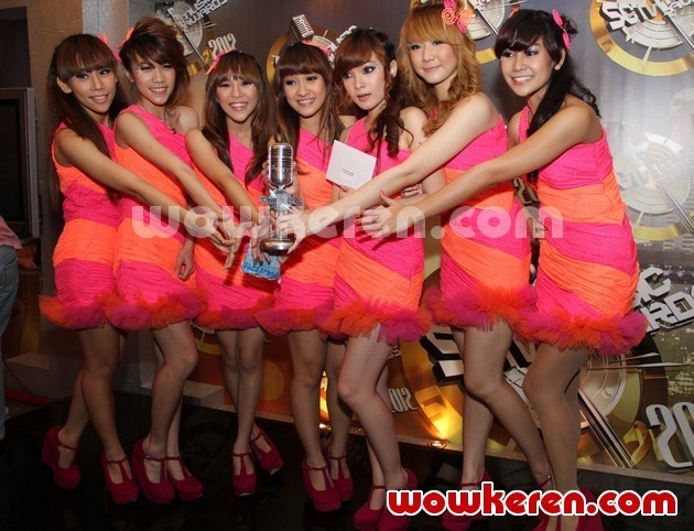 Gambar Foto Cherry Belle Hadir di SCTV Music Awards 2012