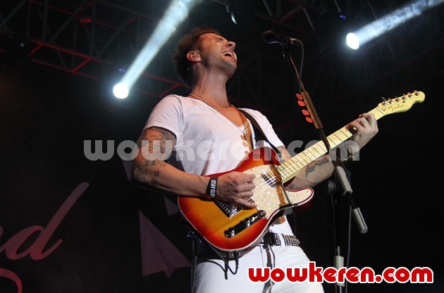 Gambar Foto Secondhand Serenade Dibentuk Tahun 2004
