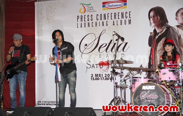 Gambar Foto Penampilan Setia Band Saat Launching Album 'Satu Hati'