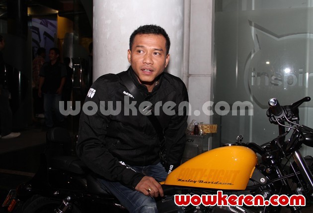 Gambar Foto Anang Hermansyah