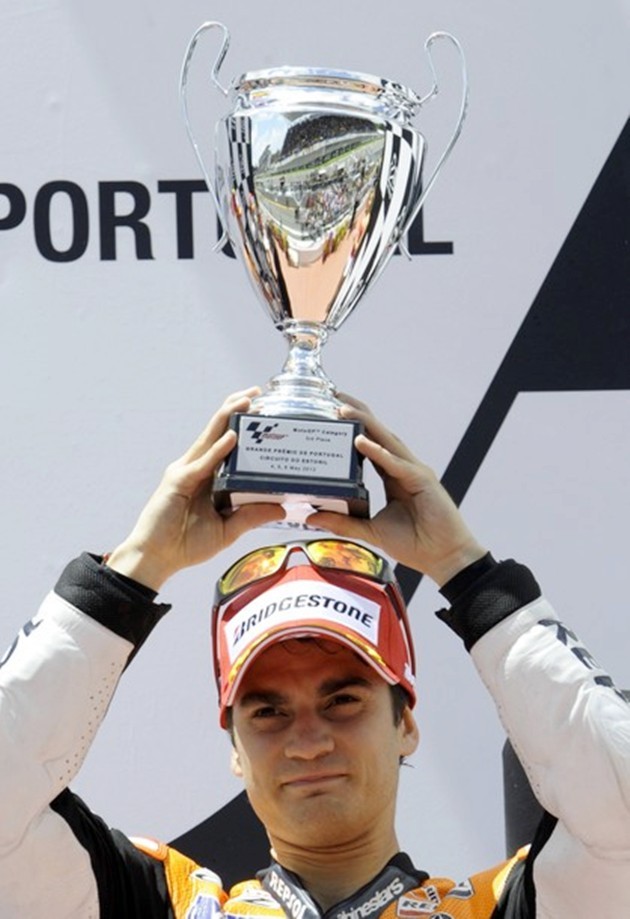 Gambar Foto Dani Pedrosa Raih Juara Ketiga