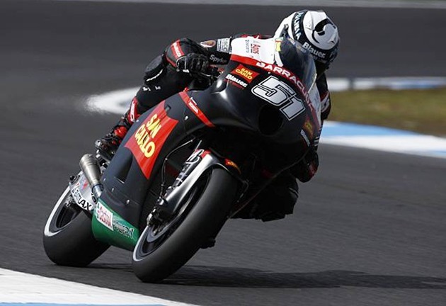 Gambar Foto Michele Pirro dari Tim Gresini Racing