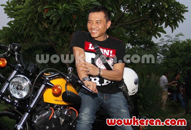 Gambar Foto Anang Hermansyah dan Ashanty Datang Secara Terpisah