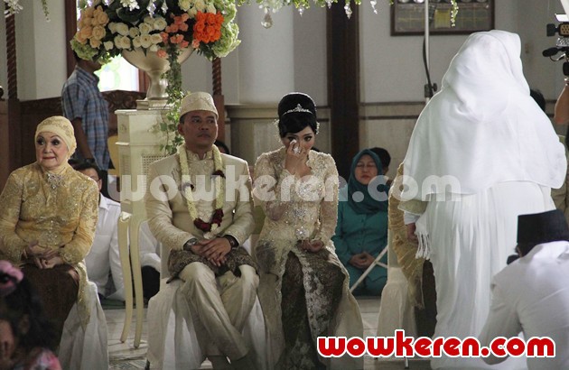 Gambar Foto Prosesi Akad Nikah Anang Hermansyah dan Ashanty