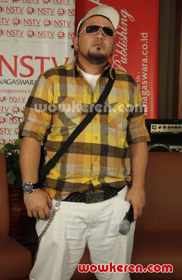 Gambar Foto DJ Boim Ghetto Saat Ditemui di Kantor Nagaswara - Foto 2