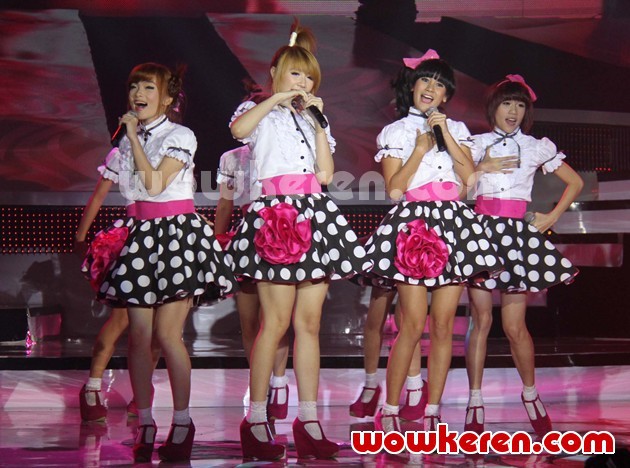 Gambar Foto Aksi Cherry Belle di Showcase Jay Park