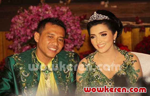 Gambar Foto Anang Hermansyah dan Ashanty Menggelar Resepsi Pernikahan