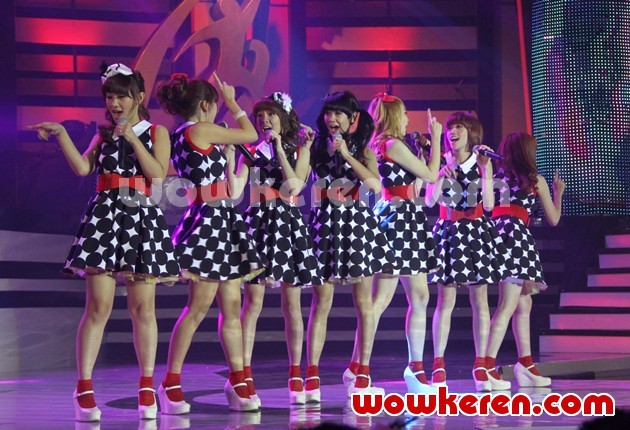 Gambar Foto Cherry Belle Bawakan Lagu 'Best Friend Forever' dan 'I'll Be There For You'