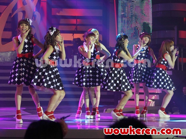 Gambar Foto Cherry Belle Bawakan Lagu 'Best Friend Forever' dan 'I'll Be There For You'