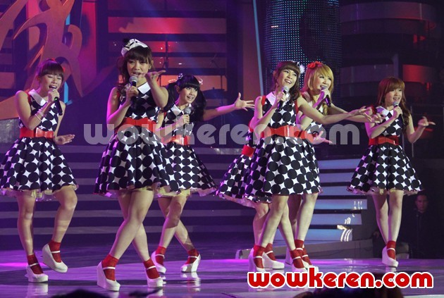 Gambar Foto Cherry Belle Bawakan Lagu 'Best Friend Forever' dan 'I'll Be There For You'