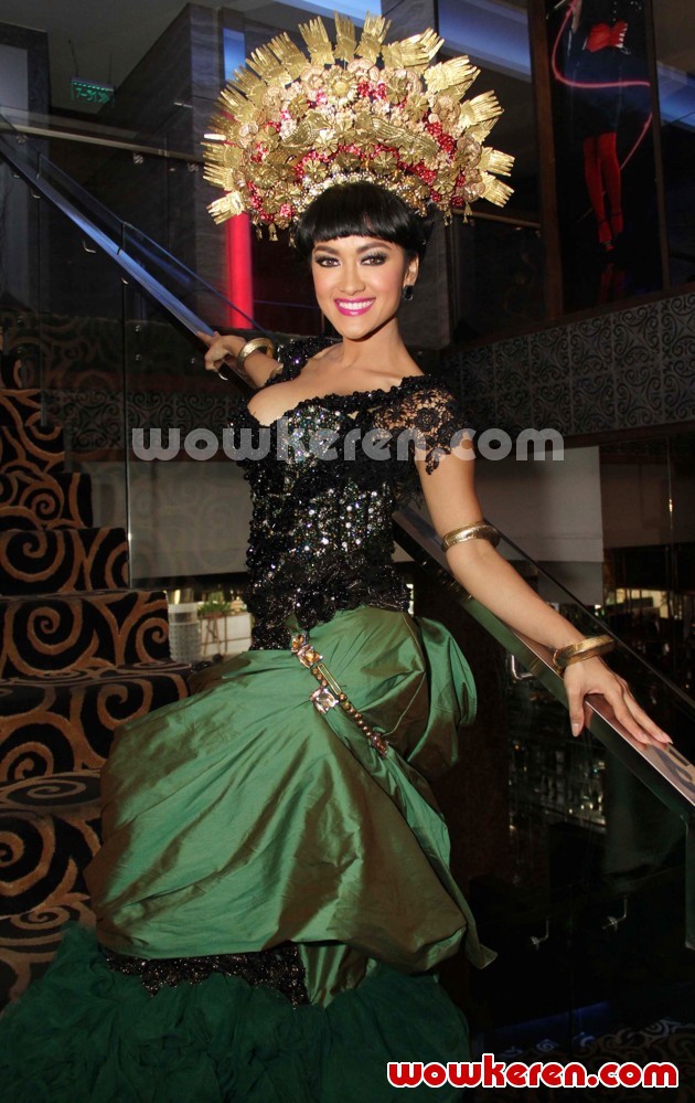 Foto Julia Perez di Acara Perilisan Single 'Siti Nurbaya'