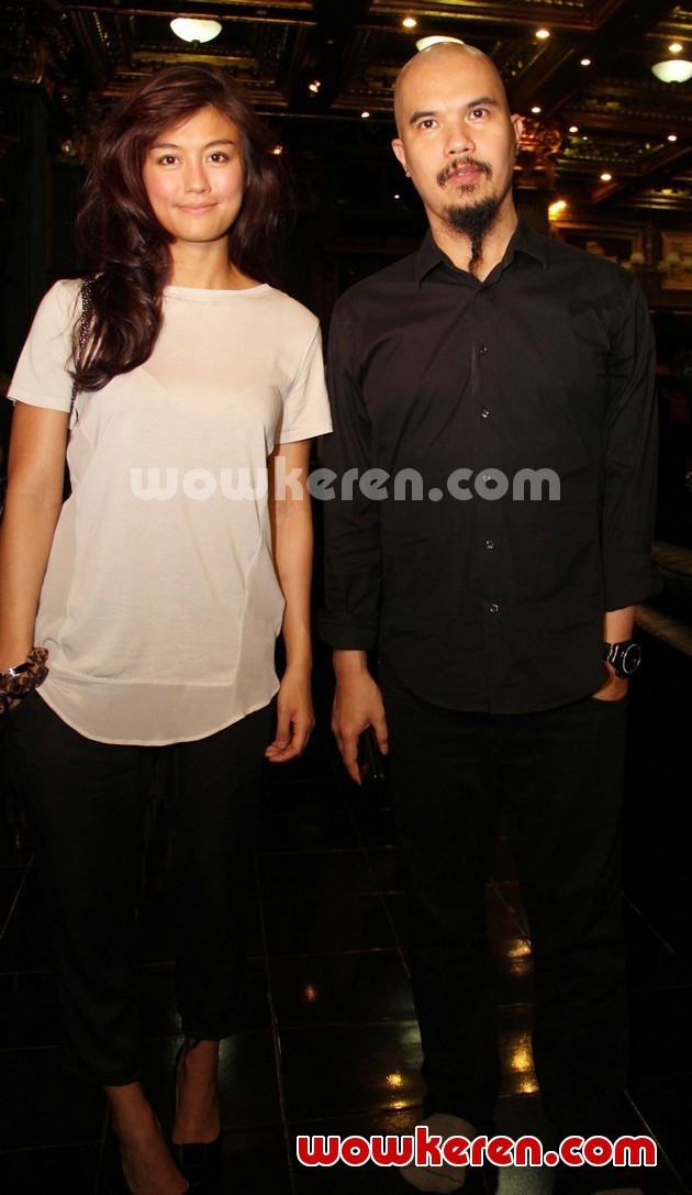 Gambar Foto Ahmad Dhani dan Agnes Monica Saat Latihan Konser Mahakarya