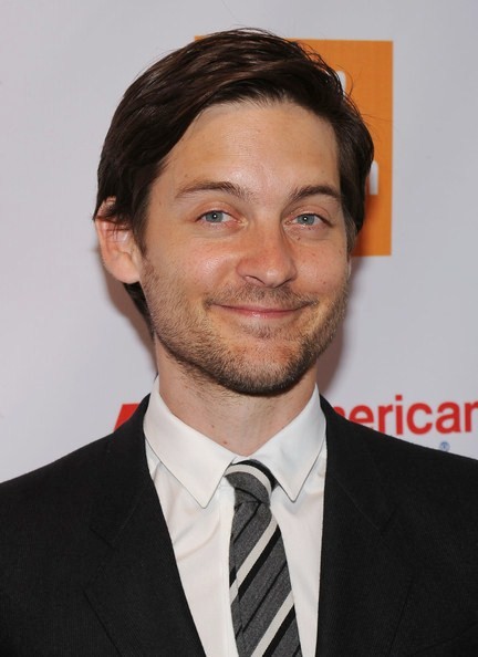 Gambar Foto Tobey Maguire di Annual Chaplin Award Gala ke 37