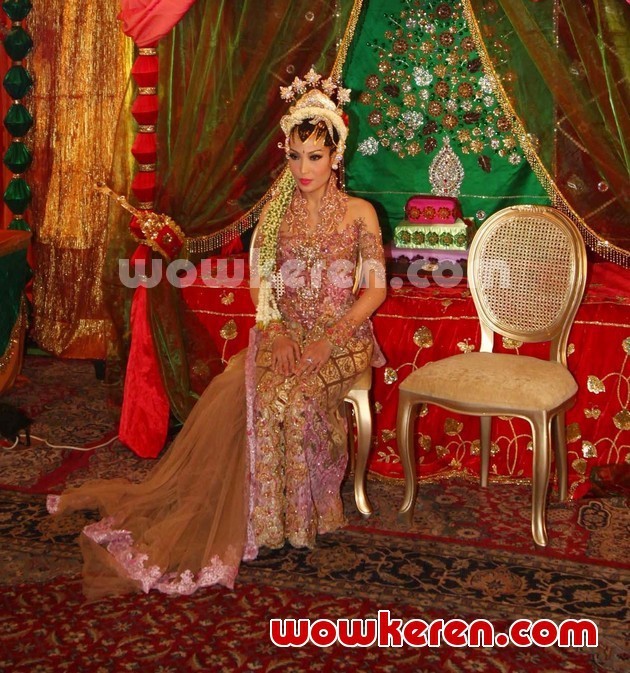 Gambar Foto Prosesi Akad Nikah Ayu Dewi dan Regi Datau