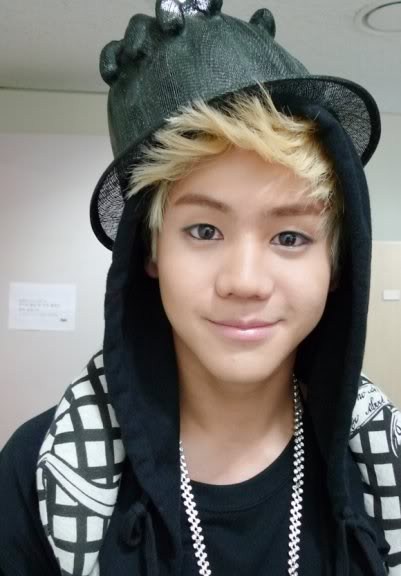 Gambar Foto Yang Yo Seob Photoshoot