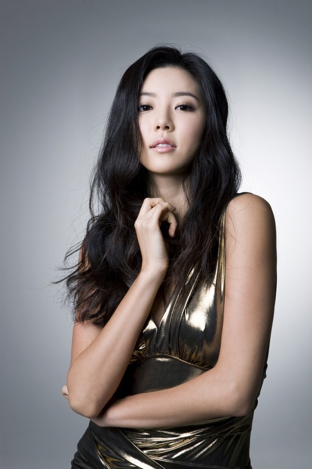 foto park han byul di majalah w korea edisi mei 2013 foto park han byul di majalah w korea edisi mei 2013