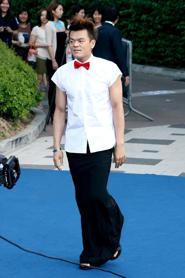 Gambar Foto Park Jin Young di Blue Carpet Mnet 20's Choice Awards 2012