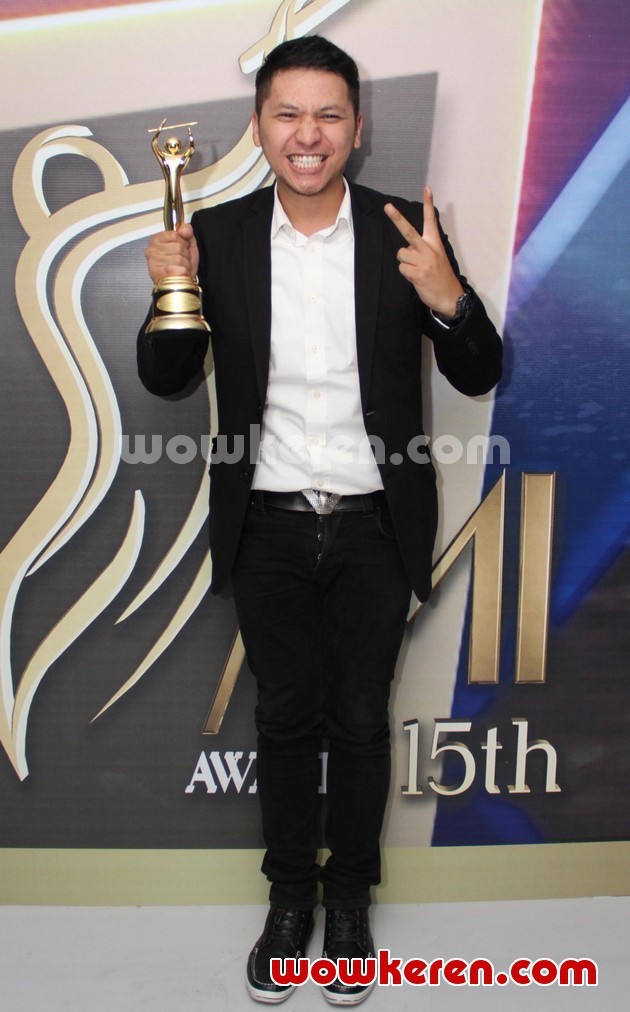 Gambar Foto Gading Marten di AMI Awards 2012