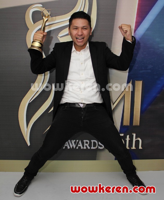 Gambar Foto Gading Marten di AMI Awards 2012