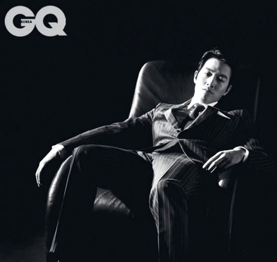 Foto Kim Rae Won Berpose Untuk Majalah GQ