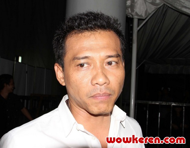 Gambar Foto Anang Hermansyah Saat Ditemui di 'Result & Reunion Show' Indonesian Idol 2012