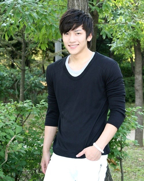 Gambar Foto Ji Chang Wook Photoshoot