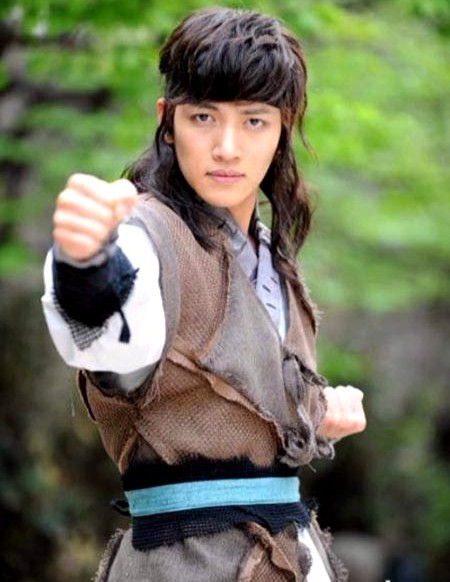 Gambar Foto Ji Chang Wook di Serial 'Warrior Baek Dong Soo'