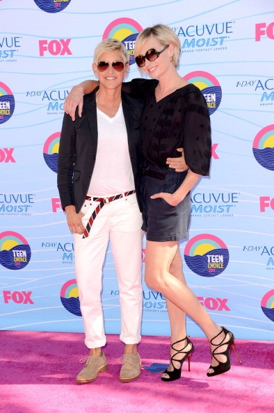 Gambar Foto Ellen DeGeneres dan Portia de Rossi Hadir di Teen Choice Awards 2012