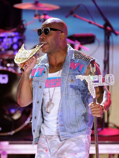 Gambar Foto Flo Rida Saat Perform di Teen Choice Awards 2012