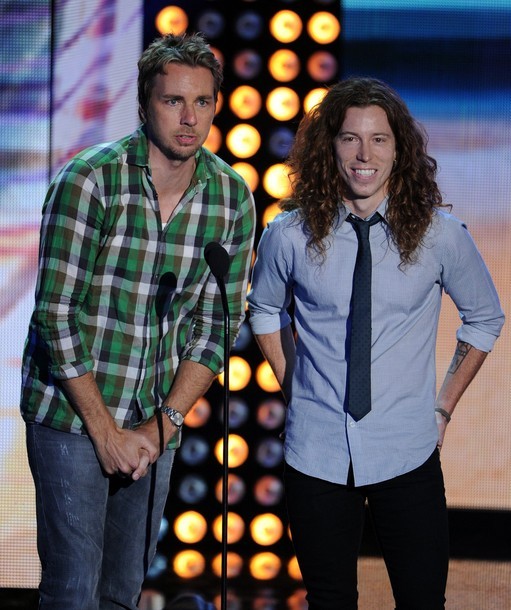 Gambar Foto Dax Shepard dan Shaun White di Teen Choice Awards 2012