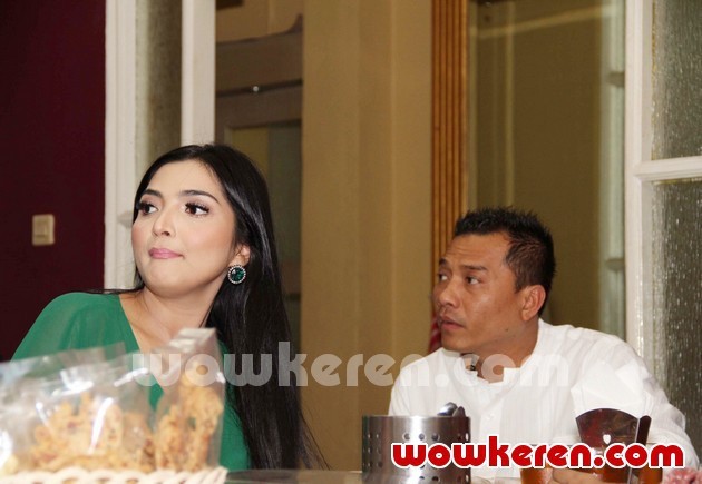 Gambar Foto Ashanty dan Anang Saat Ditemui di Plasa 2 Pondok Indah
