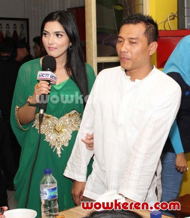 Gambar Foto Ashanty dan Anang Saat Ditemui di Plasa 2 Pondok Indah