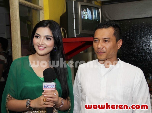 Gambar Foto Ashanty dan Anang Saat Ditemui di Plasa 2 Pondok Indah
