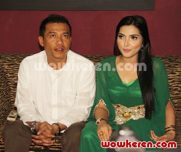 Gambar Foto Anang dan Ashanty Saat Ditemui di Plasa 2 Pondok Indah