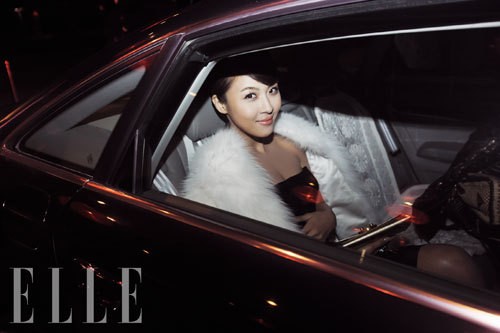 Gambar Foto Ha Ji Won di Majalah Elle Edisi Maret 2011