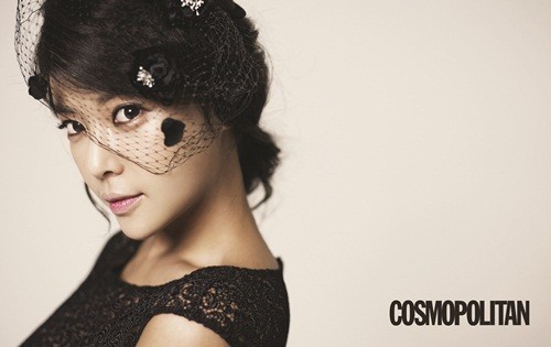 Gambar Foto Hwang Jung Eum di Majalah Cosmopolitan Edisi April 2011