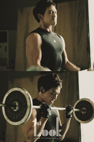 Gambar Foto Rain di Majalah 1st Look Edisi November 2011