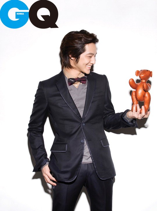 Gambar Foto Kim Bum di Majalah GQ Edisi April 2011